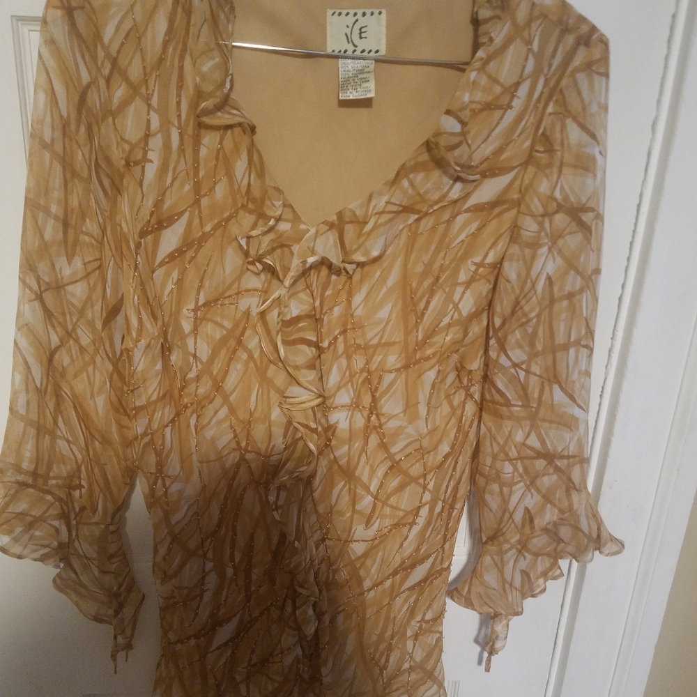 Large Polyester blouse w Lining, Ruffled front and geometric designs with beads